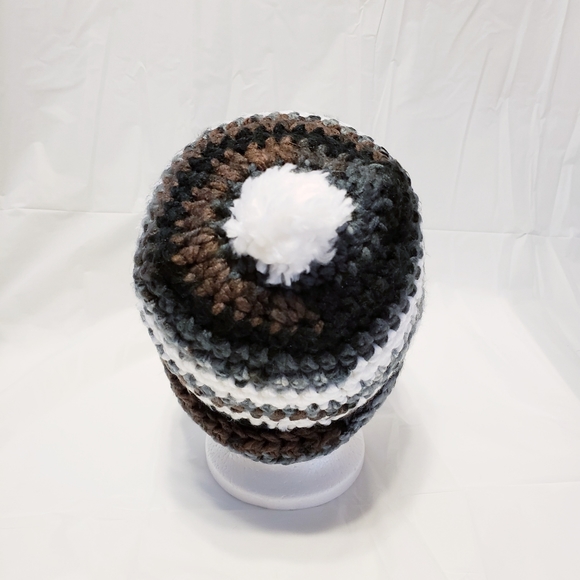 Crocheted hat: #2 - Picture 5 of 5